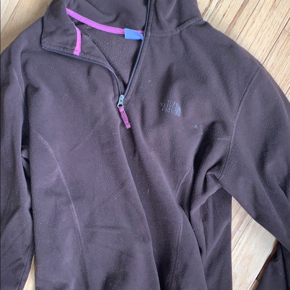 North Face Pull Over